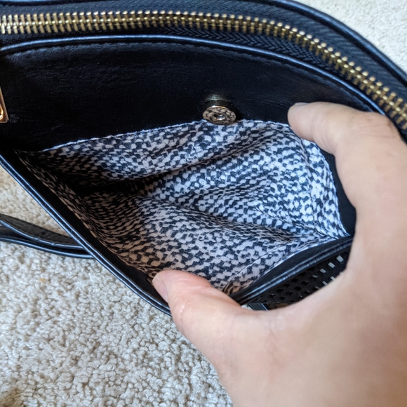 Steve Madden Paityn Faux Leather Crossbody Bag-EUC - Picture 8 of 16